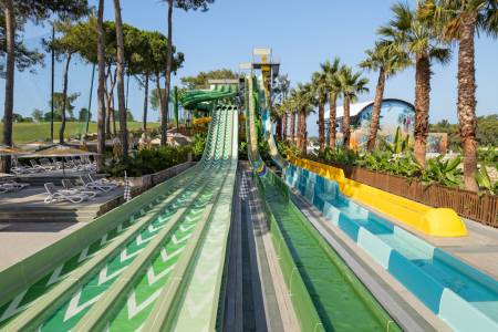 TITANIC DELUXE GOLF BELEK Pools & Beach
